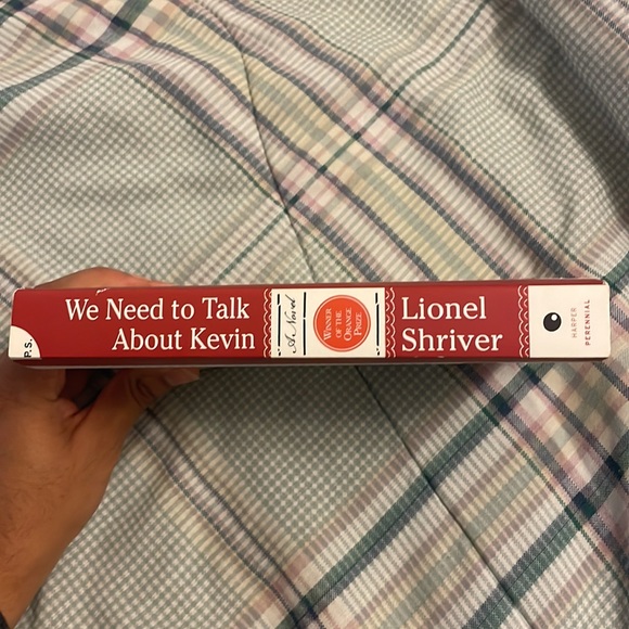 We Need To Talk About Kevin - Chapter Book - Picture 3 of 4